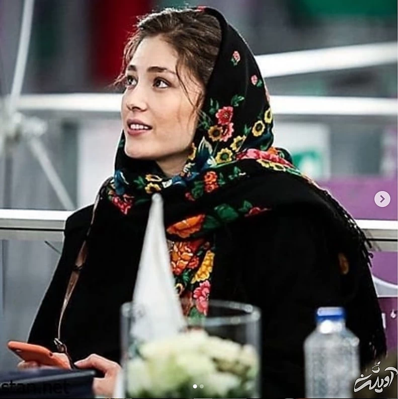 نوید محمدزاده
